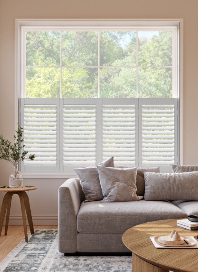 Traffic White Cafe Shutter