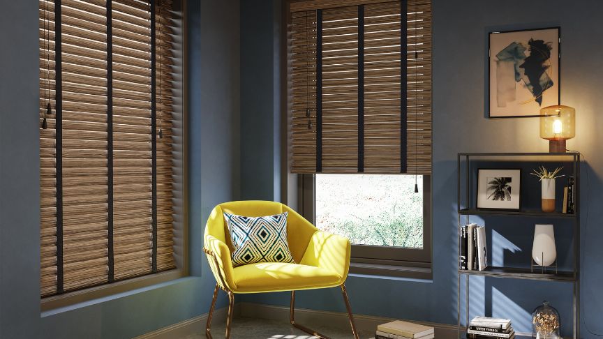 Making the choice between made-to-measure and ready-made blinds